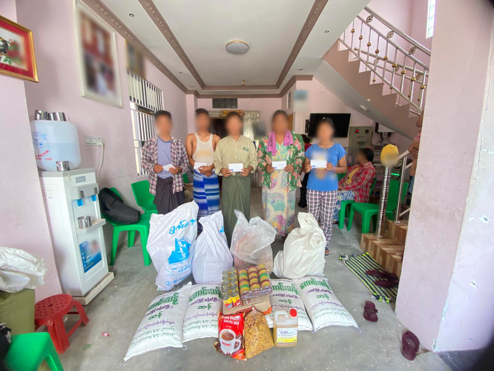 Believers affected by the Myanmar earthquake receive groceries